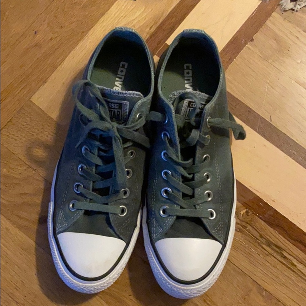 Converse low top